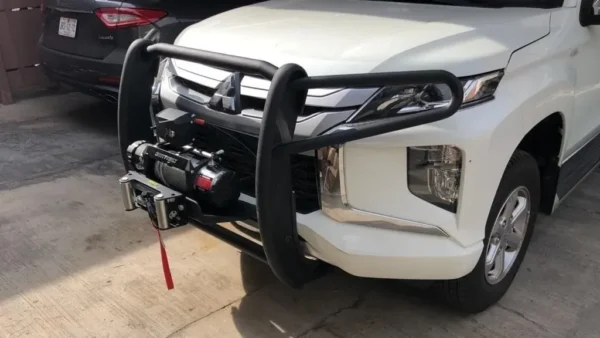 Burrera Super Bronco Mitsubishi Plus L200 2020 Línea Nueva