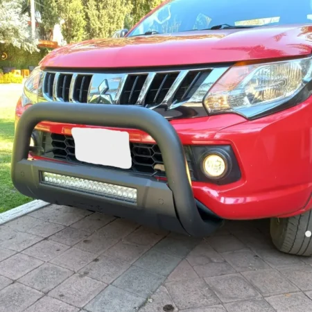 Burrera Pro Max Pintada Barra Led Toyota Hilux 2016 - 2023 - Image 2