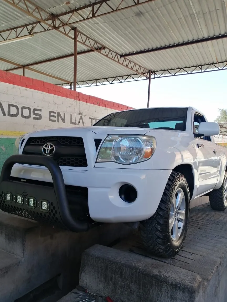 Centro De Burrera Ultra Bar Toyota Tundra 2012-2020 4 Faros - Image 3