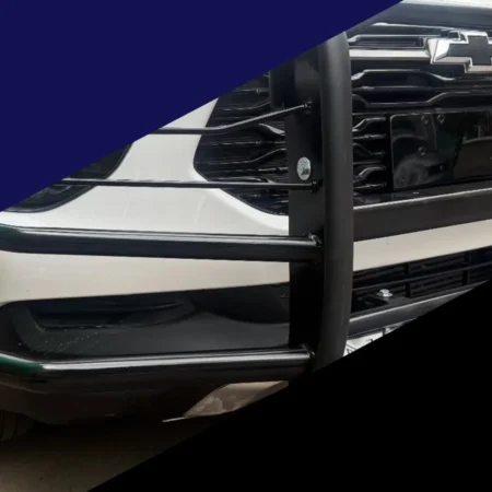 Burrera Cubrefaros Delantera Para Chevrolet Montana 2025 - Image 4